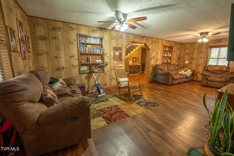 Photo #11: 8651 Tazewell Highway