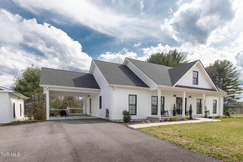 Photo #46: 210 Lakeview Estates Drive