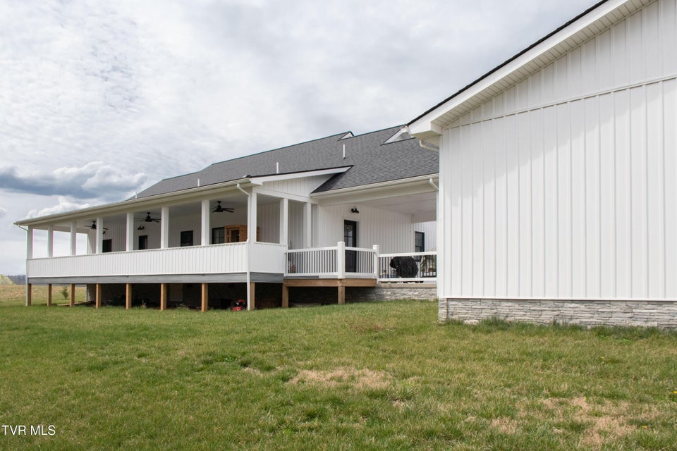 Photo #49: 210 Lakeview Estates Drive