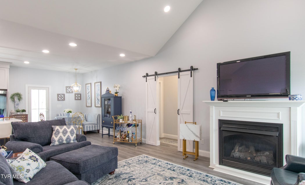 Photo #13: 210 Lakeview Estates Drive