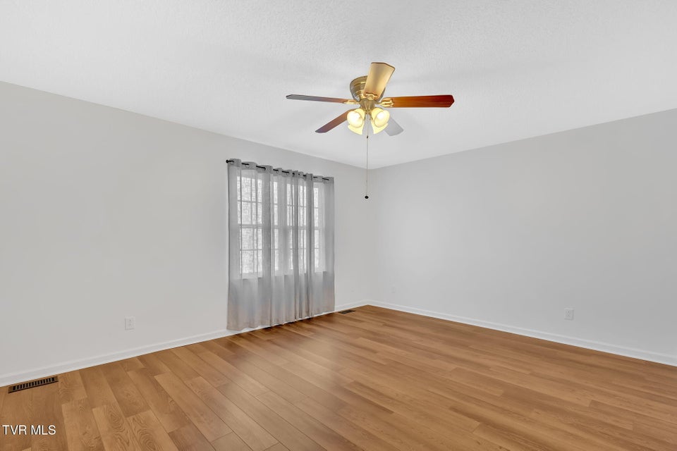 Photo #16: 1709 Herrin Drive