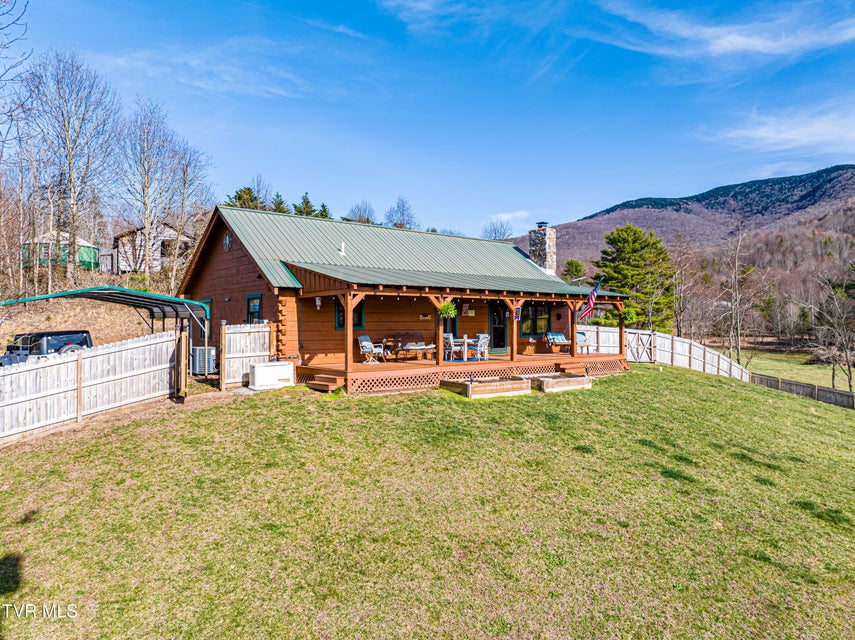Photo #38: 20903 Azen Road