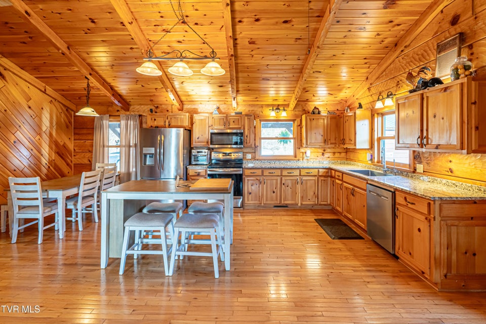 Photo #13: 20903 Azen Road