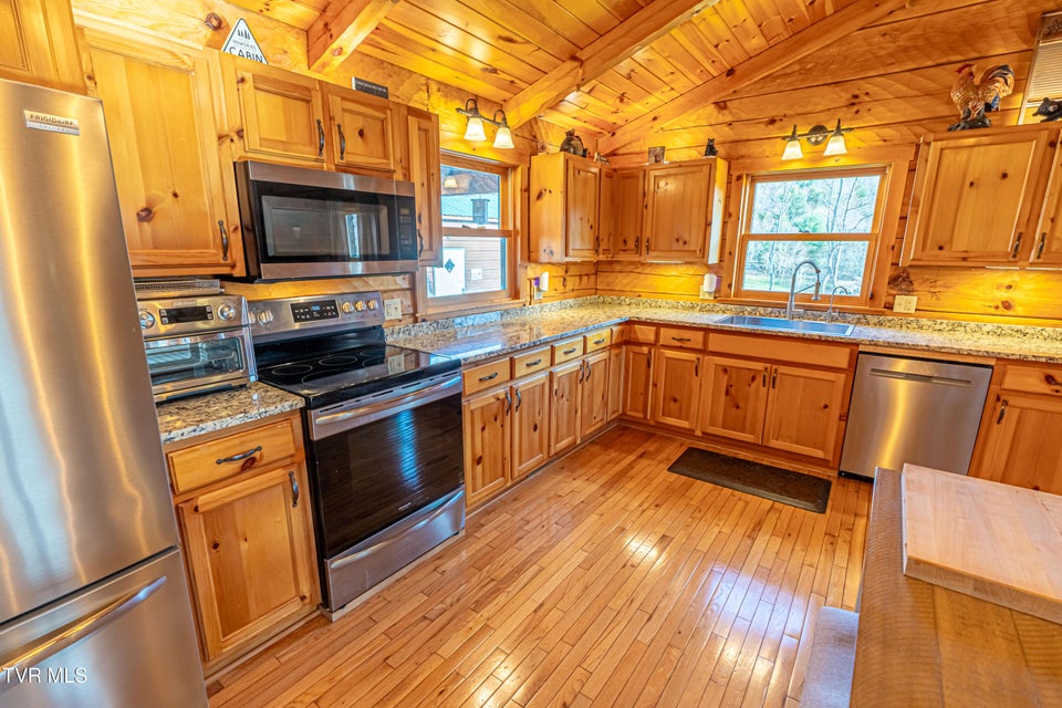 Photo #15: 20903 Azen Road