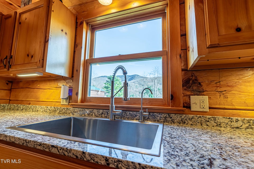 Photo #14: 20903 Azen Road