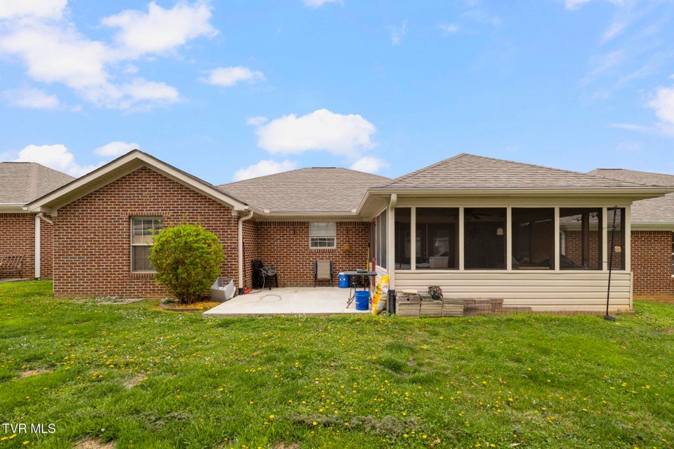 Photo #31: 253 Crockett Drive