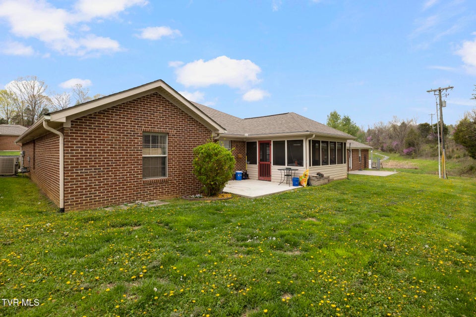 Photo #32: 253 Crockett Drive