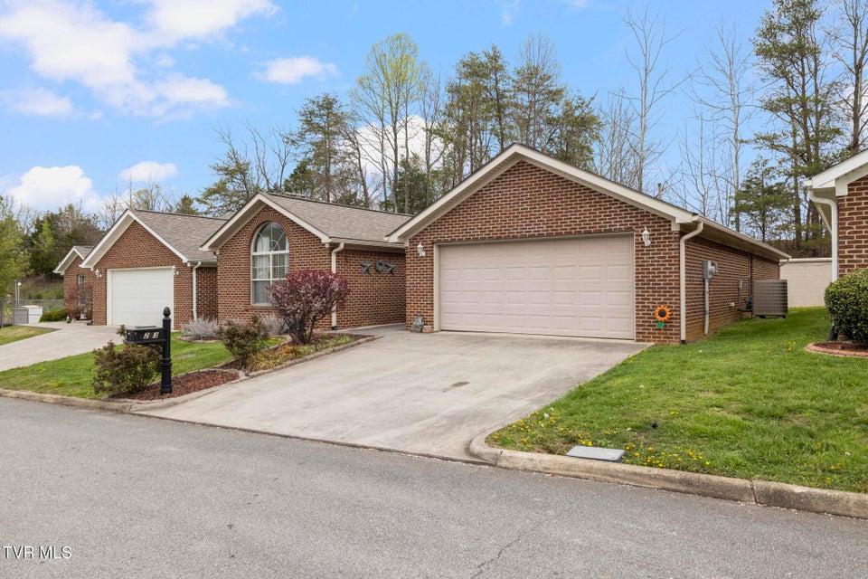 Photo #2: 253 Crockett Drive
