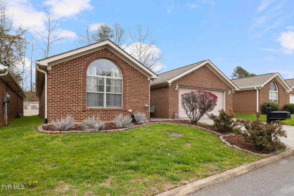 Photo #3: 253 Crockett Drive