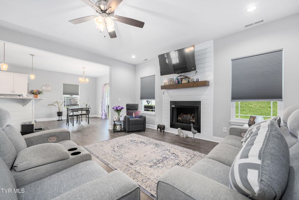 Photo #3: 1177 Lemongrass Drive