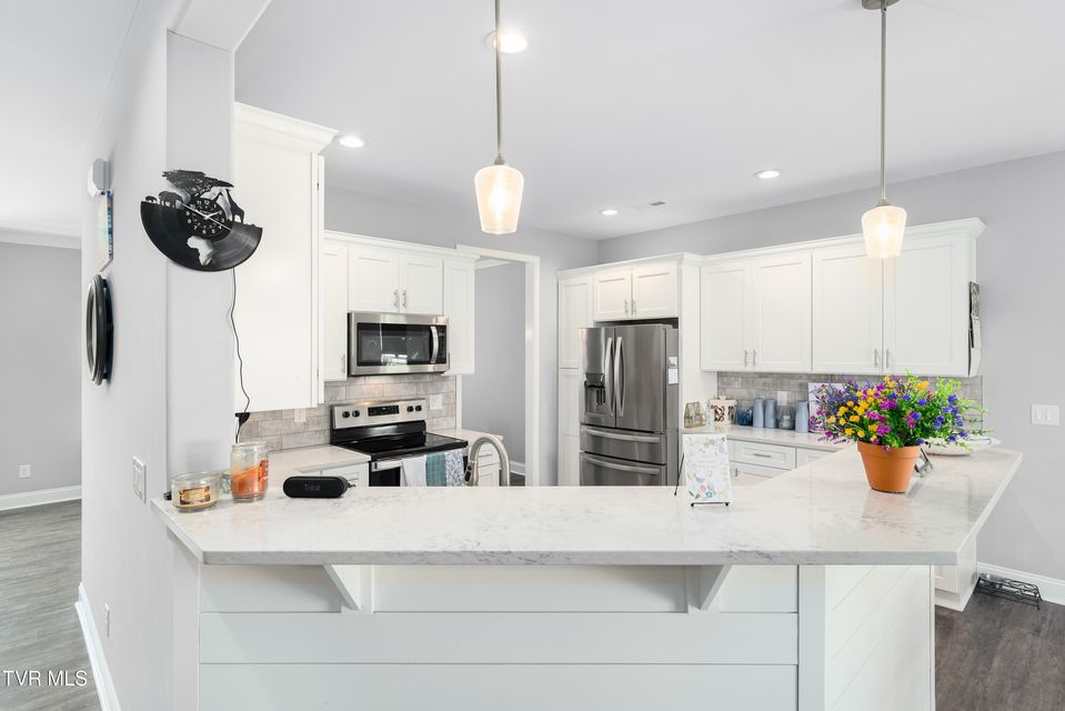 Photo #28: 1177 Lemongrass Drive