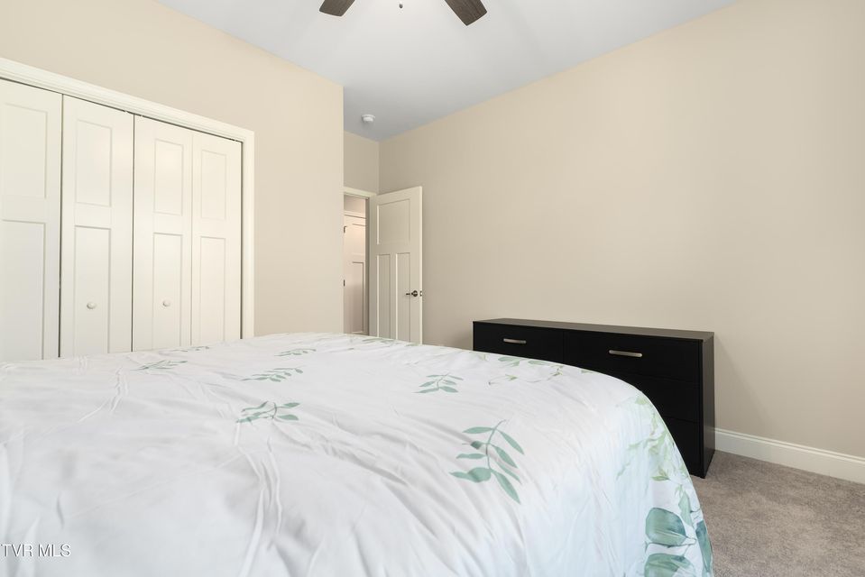 Photo #33: 1177 Lemongrass Drive