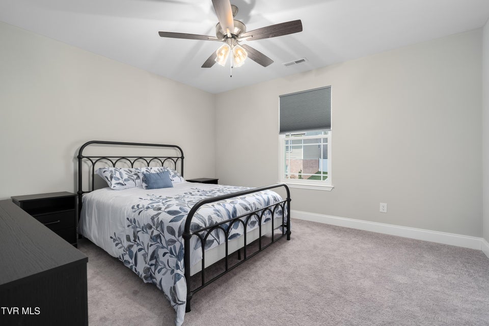 Photo #40: 1177 Lemongrass Drive