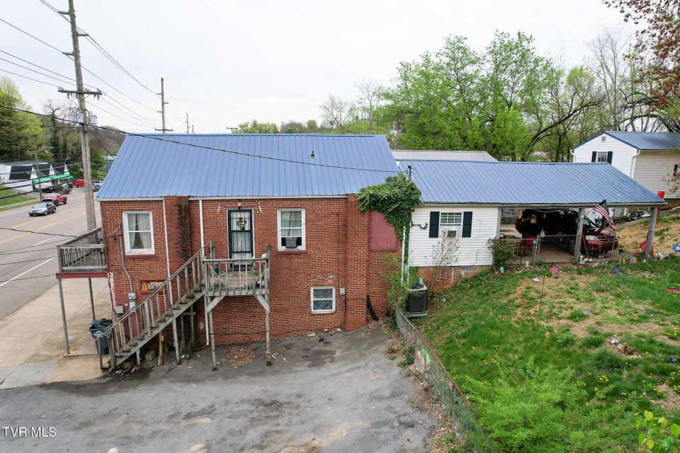 Photo #17: 1416 Lynn Garden Drive