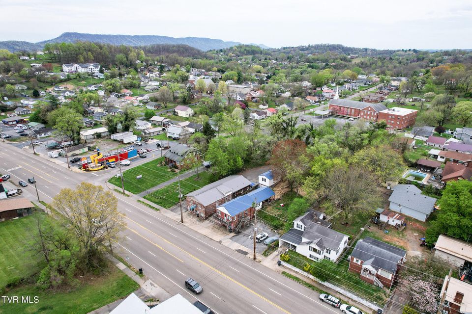 Photo #18: 1416 Lynn Garden Drive