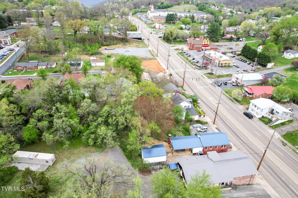 Photo #19: 1416 Lynn Garden Drive