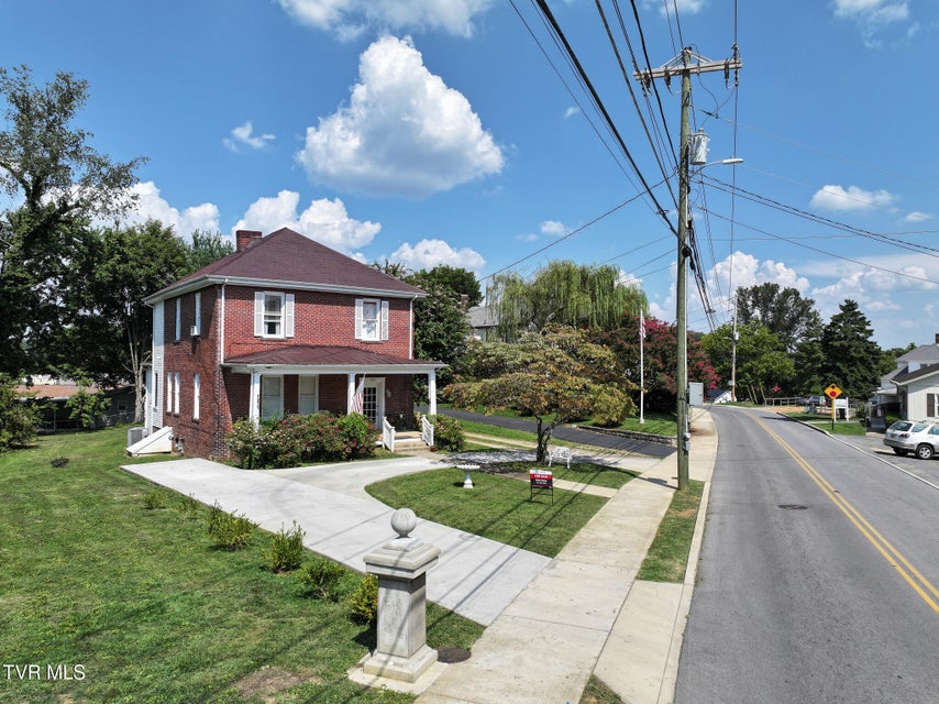 Photo #59: 402 Irish Street
