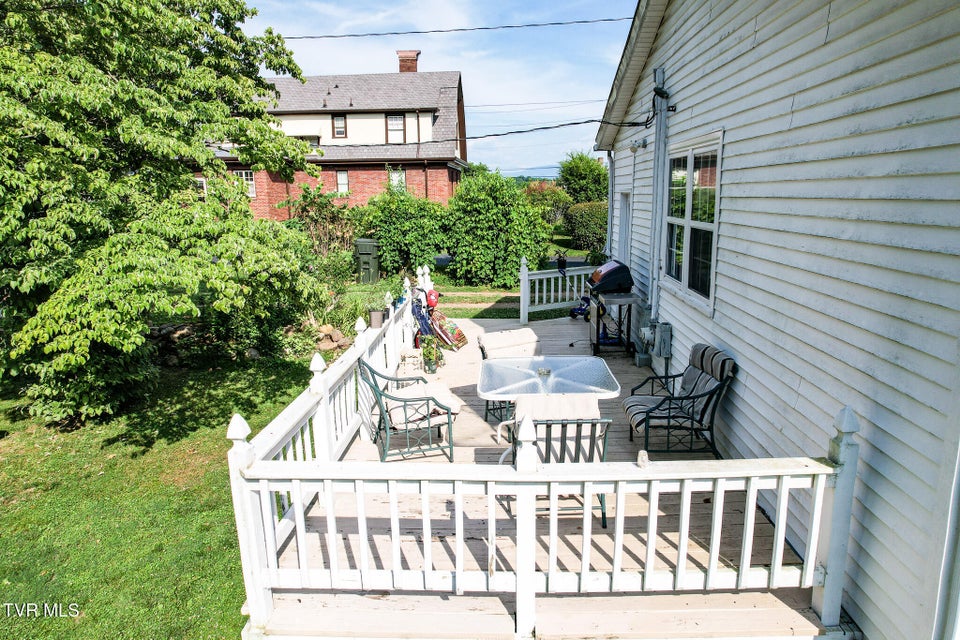 Photo #54: 402 Irish Street