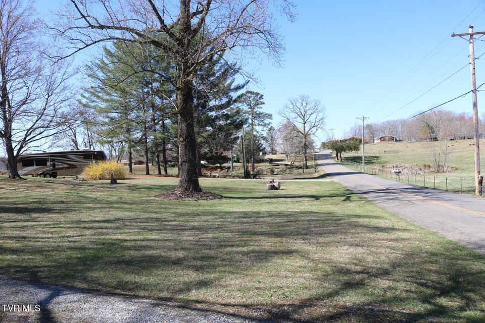 Photo #17: 875 Pates Hill Road