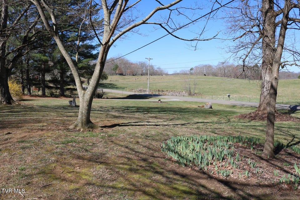 Photo #16: 875 Pates Hill Road
