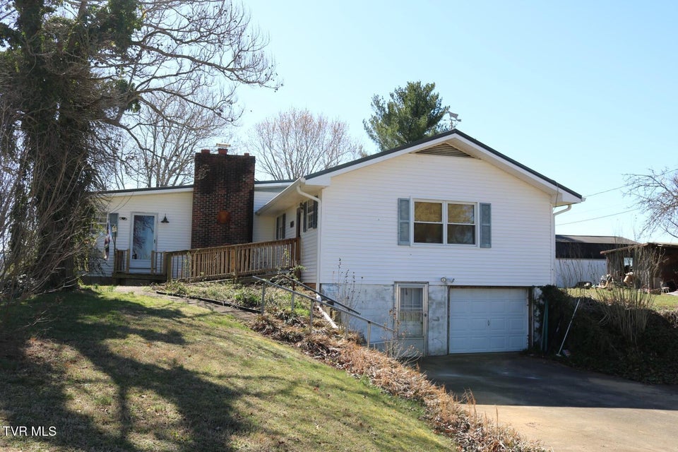 Photo #8: 875 Pates Hill Road