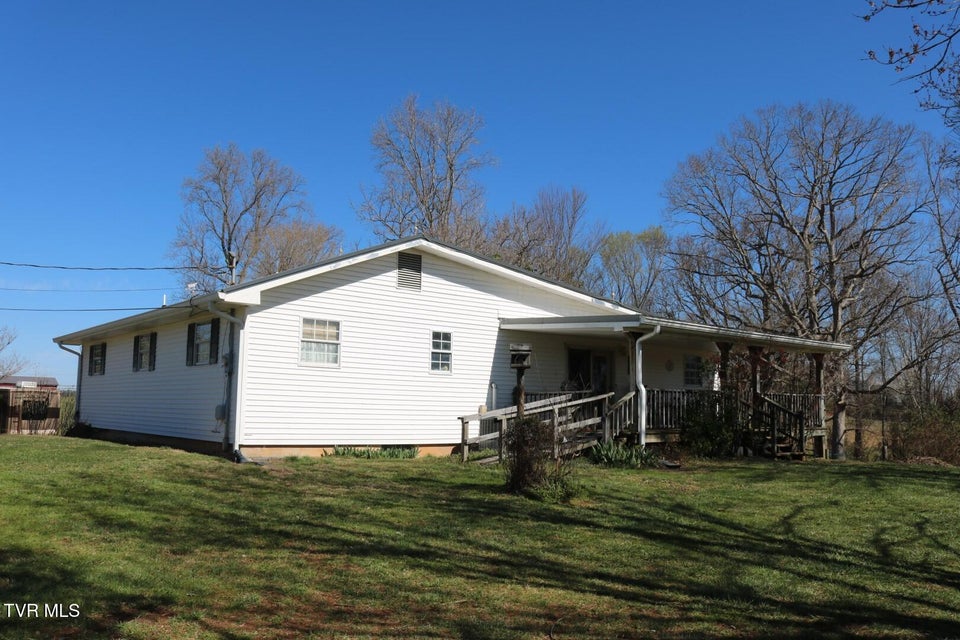 Photo #10: 875 Pates Hill Road