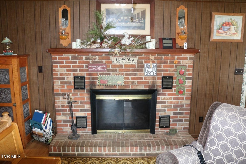 Photo #47: 875 Pates Hill Road