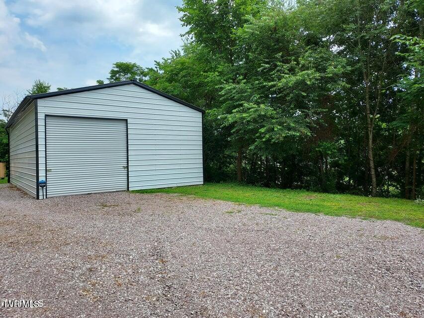 Photo #21: 152 E Greenway Street