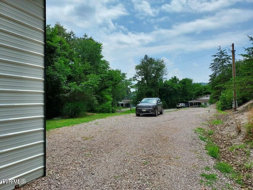 Photo #23: 152 E Greenway Street