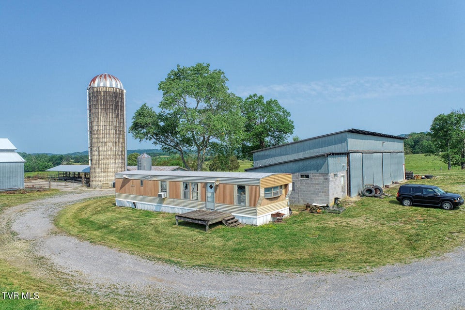 Photo #49: 4135 Ottway Road