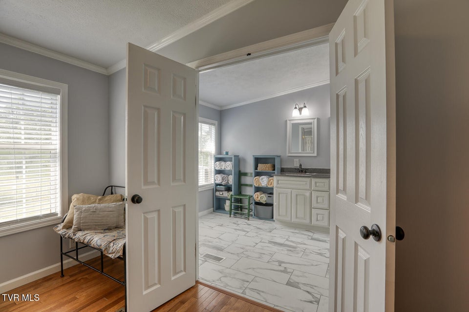 Photo #30: 4135 Ottway Road