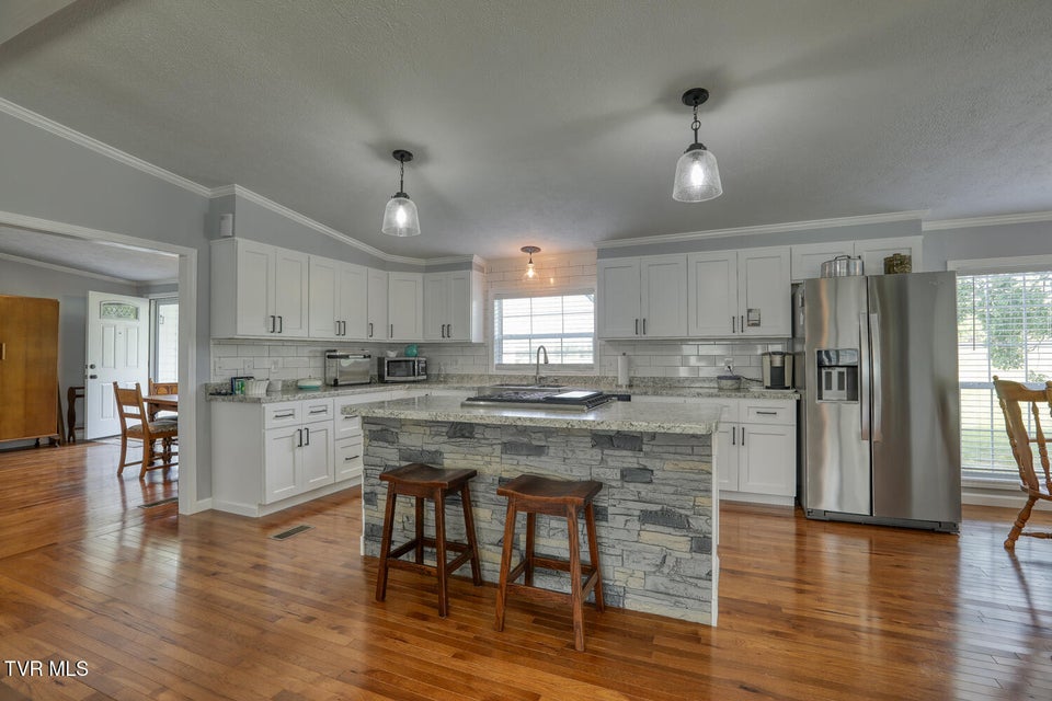 Photo #14: 4135 Ottway Road