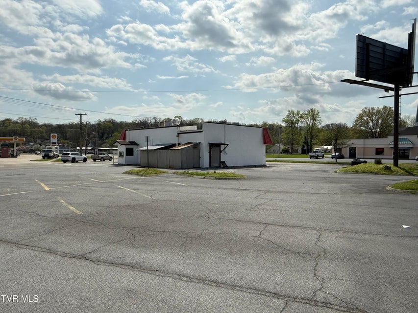 Photo #5: 2921 Center Street