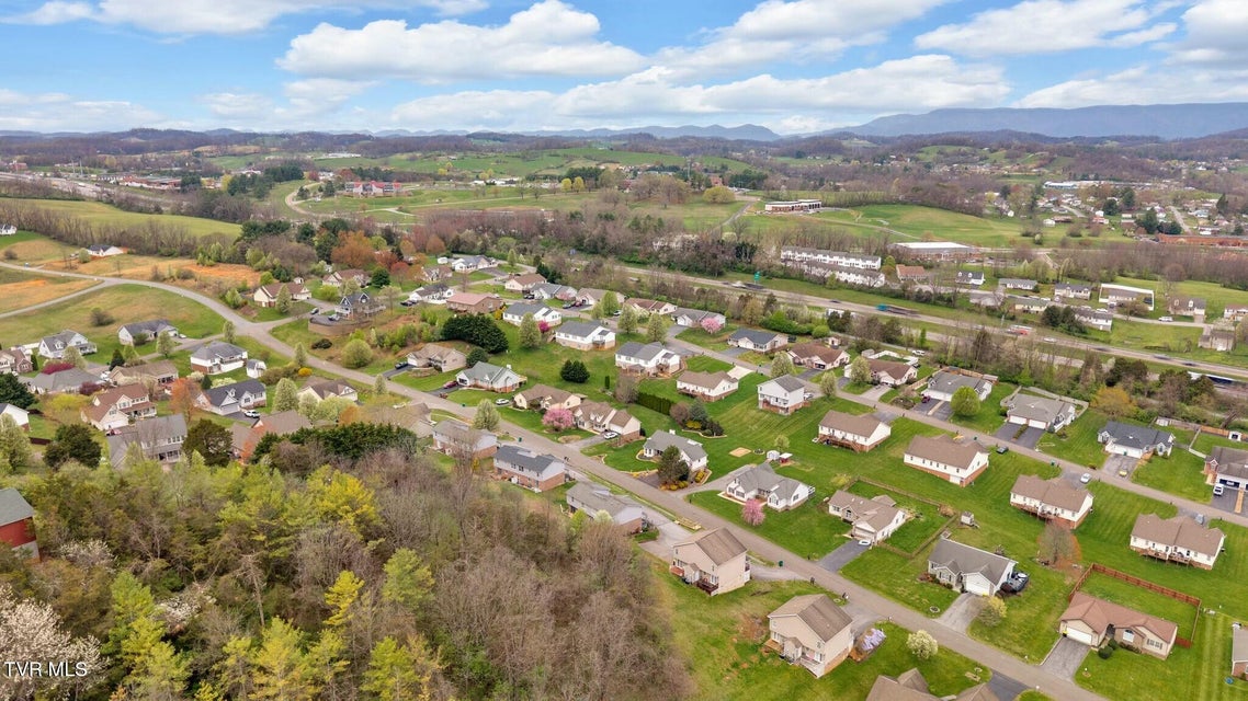 Photo #11: 20802 Meadowbrook Drive