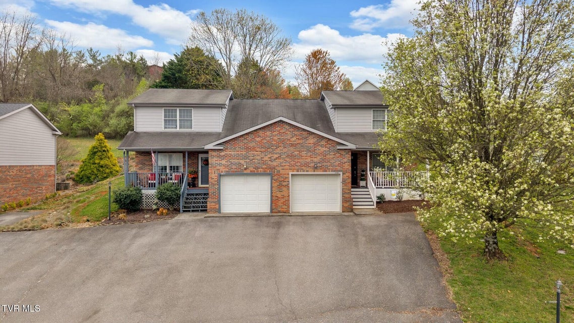 Photo #12: 20802 Meadowbrook Drive