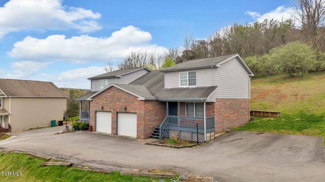 Photo #15: 20802 Meadowbrook Drive