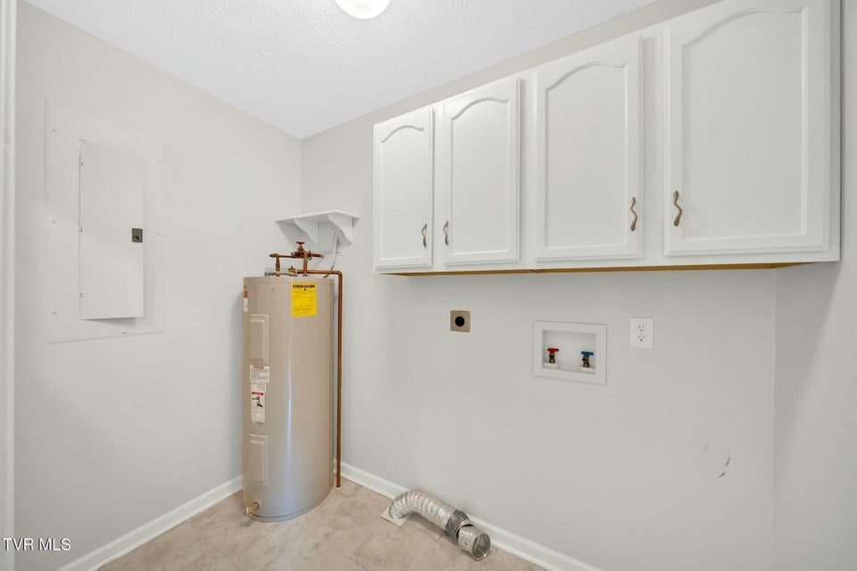 Photo #22: 20802 Meadowbrook Drive
