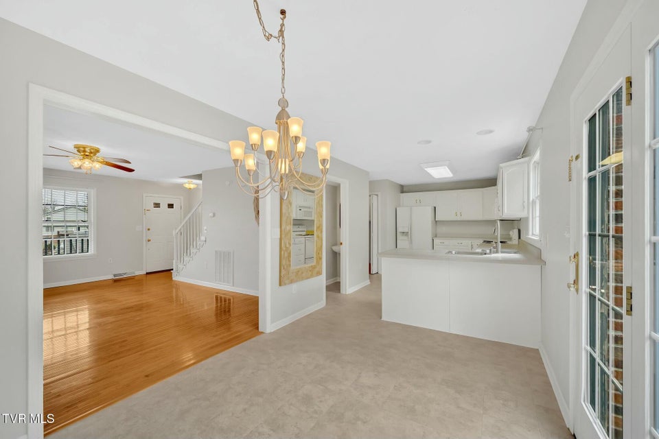 Photo #24: 20802 Meadowbrook Drive