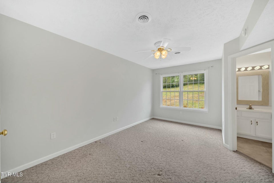 Photo #36: 20802 Meadowbrook Drive