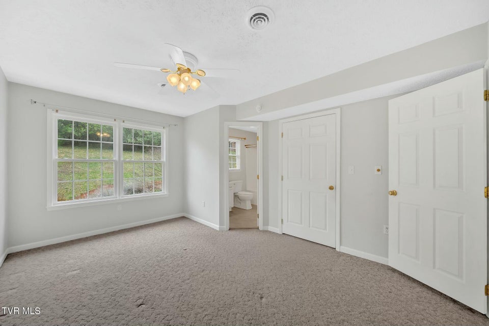 Photo #37: 20802 Meadowbrook Drive