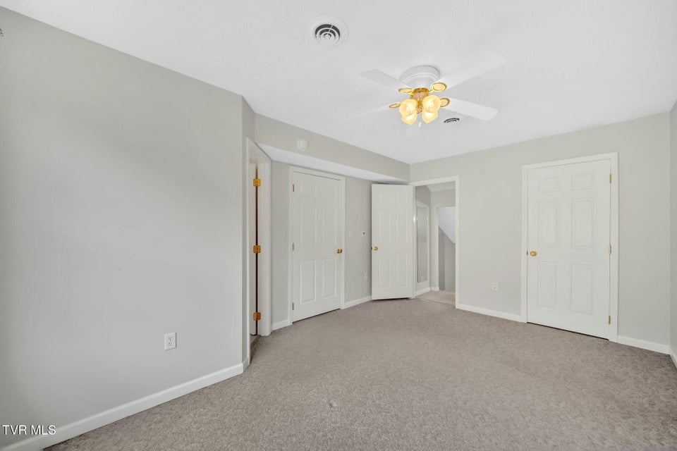 Photo #38: 20802 Meadowbrook Drive