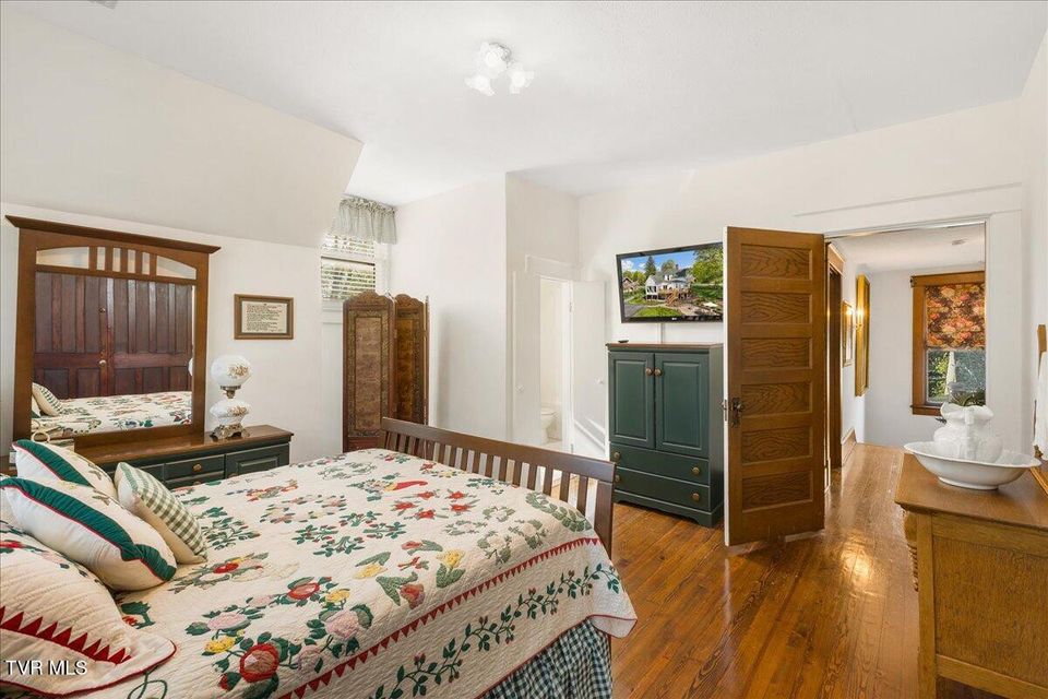 Photo #49: 1604 Morningside Drive