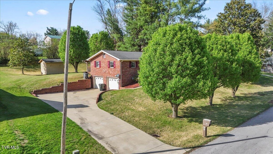 Photo #5: 181 Milburn Drive