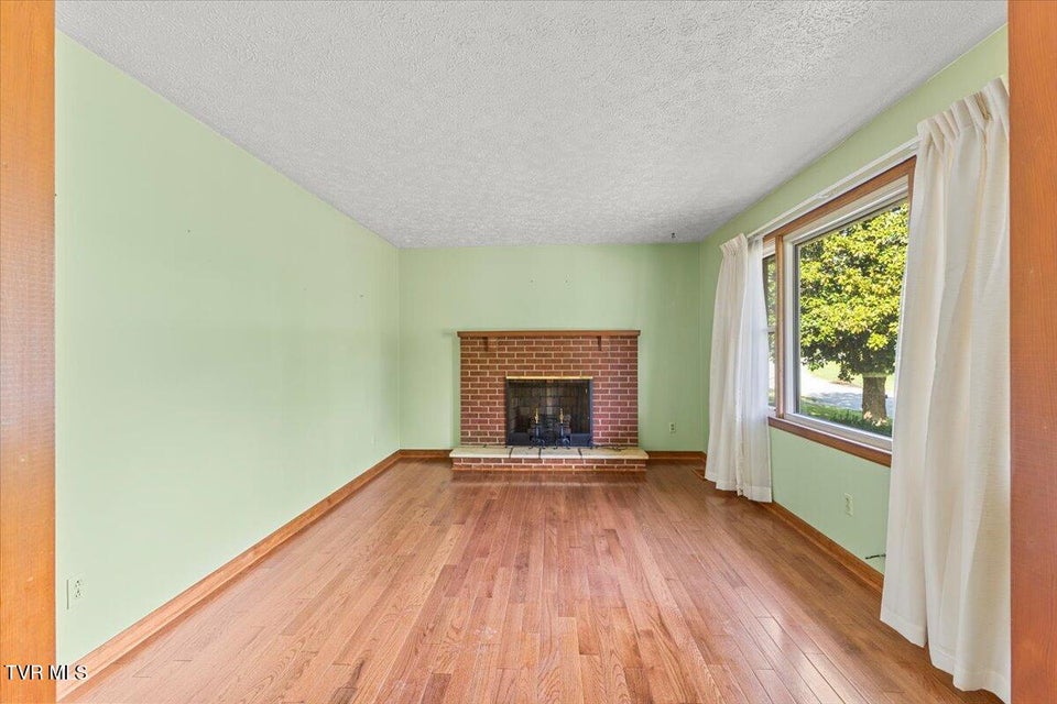 Photo #8: 181 Milburn Drive