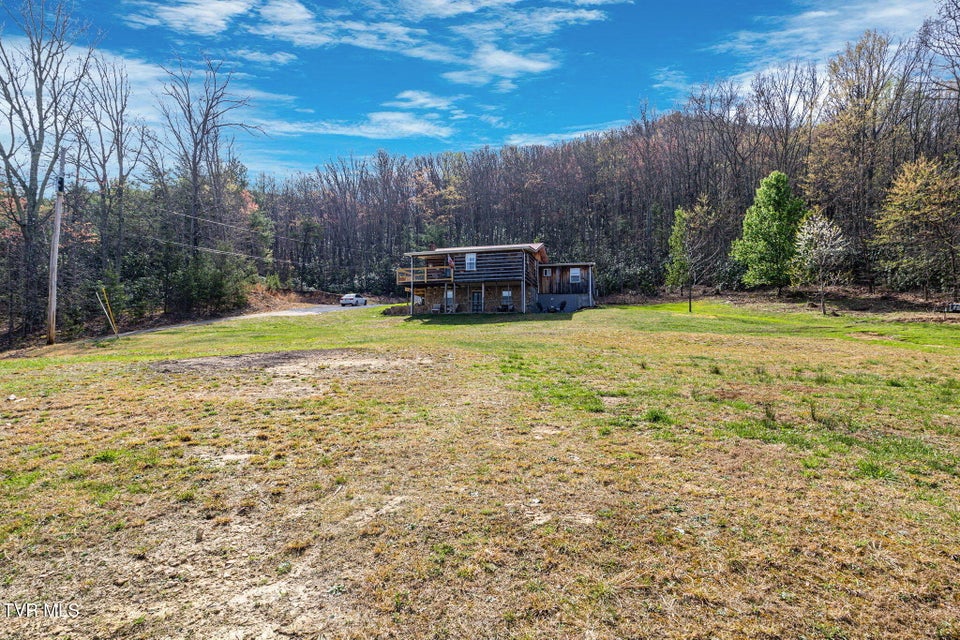 Photo #39: 975 Round Knob Road
