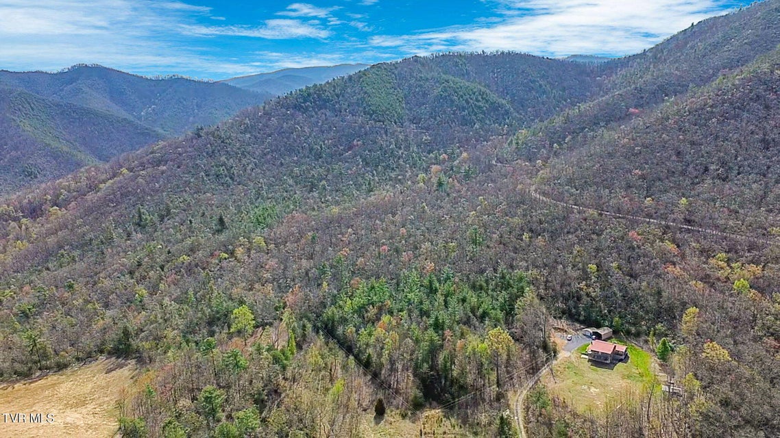 Photo #44: 975 Round Knob Road