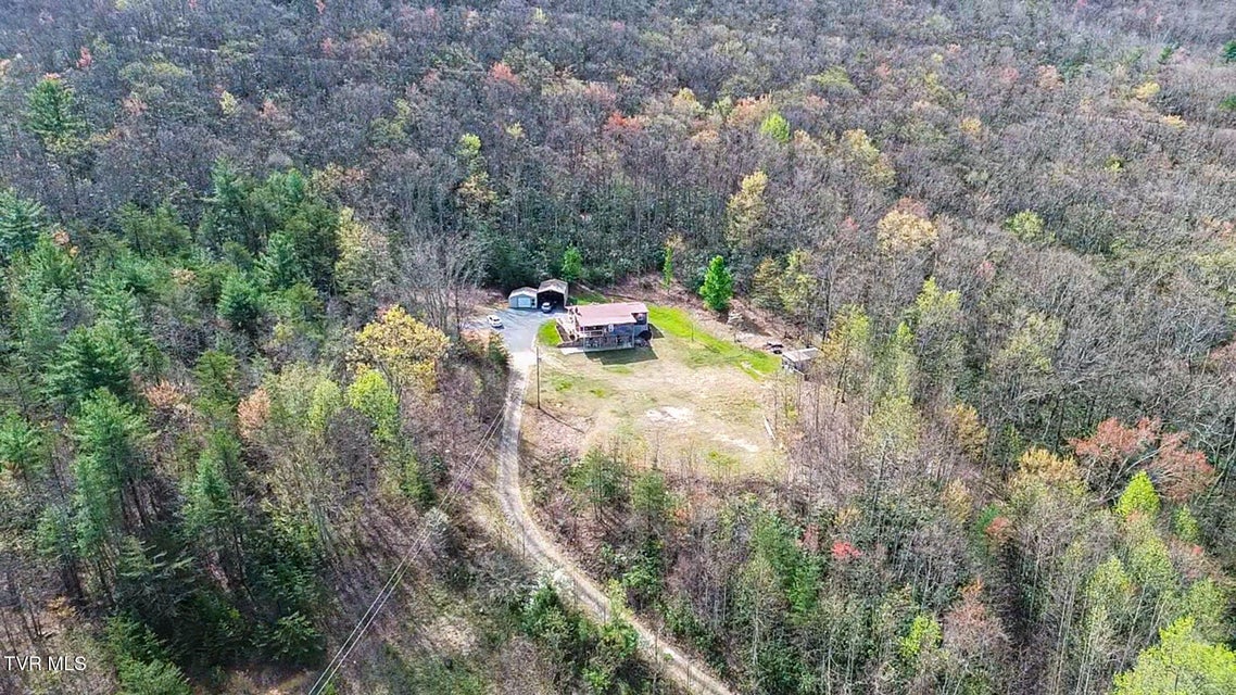 Photo #48: 975 Round Knob Road