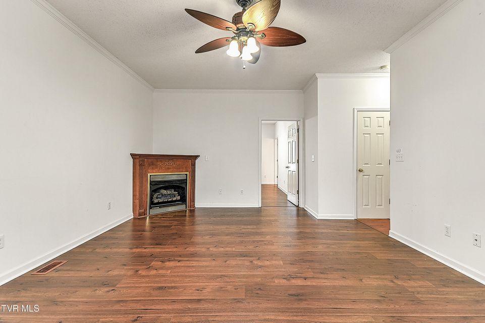 Photo #8: 13 Cherokee Ridge Court