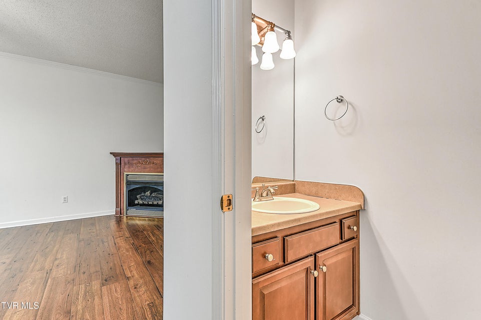 Photo #9: 13 Cherokee Ridge Court