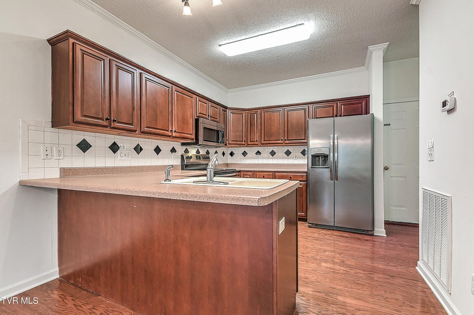 Photo #15: 13 Cherokee Ridge Court